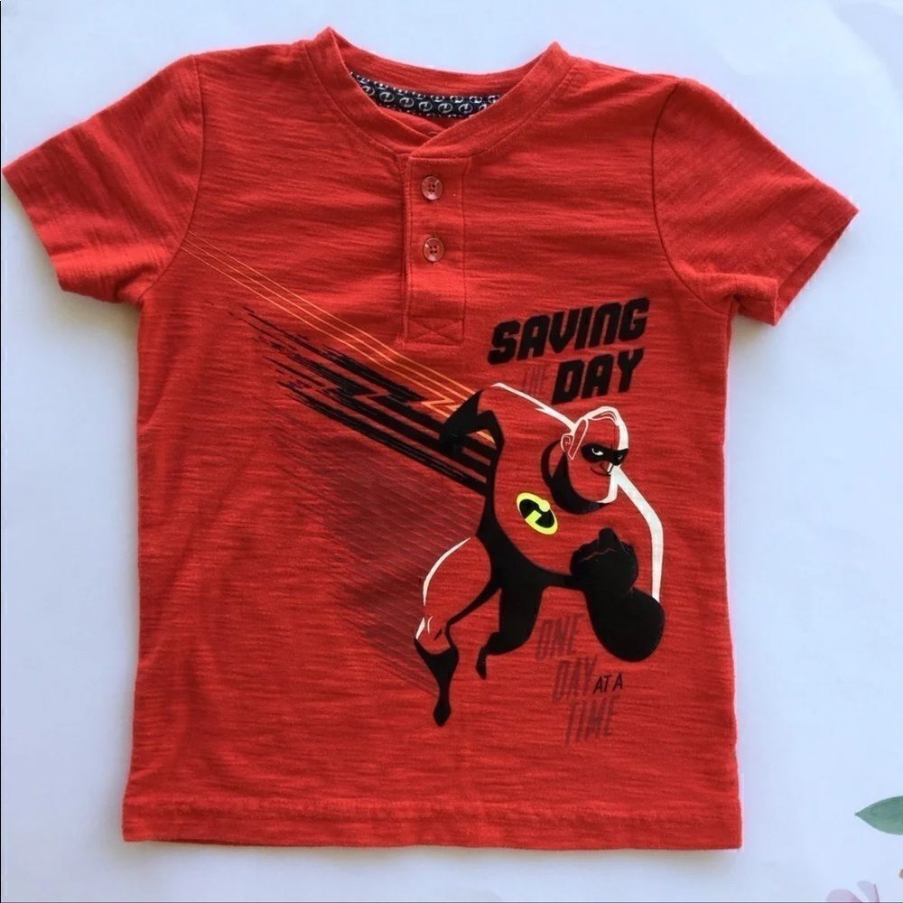 Mr.Incredible tee shirt 5 for $25